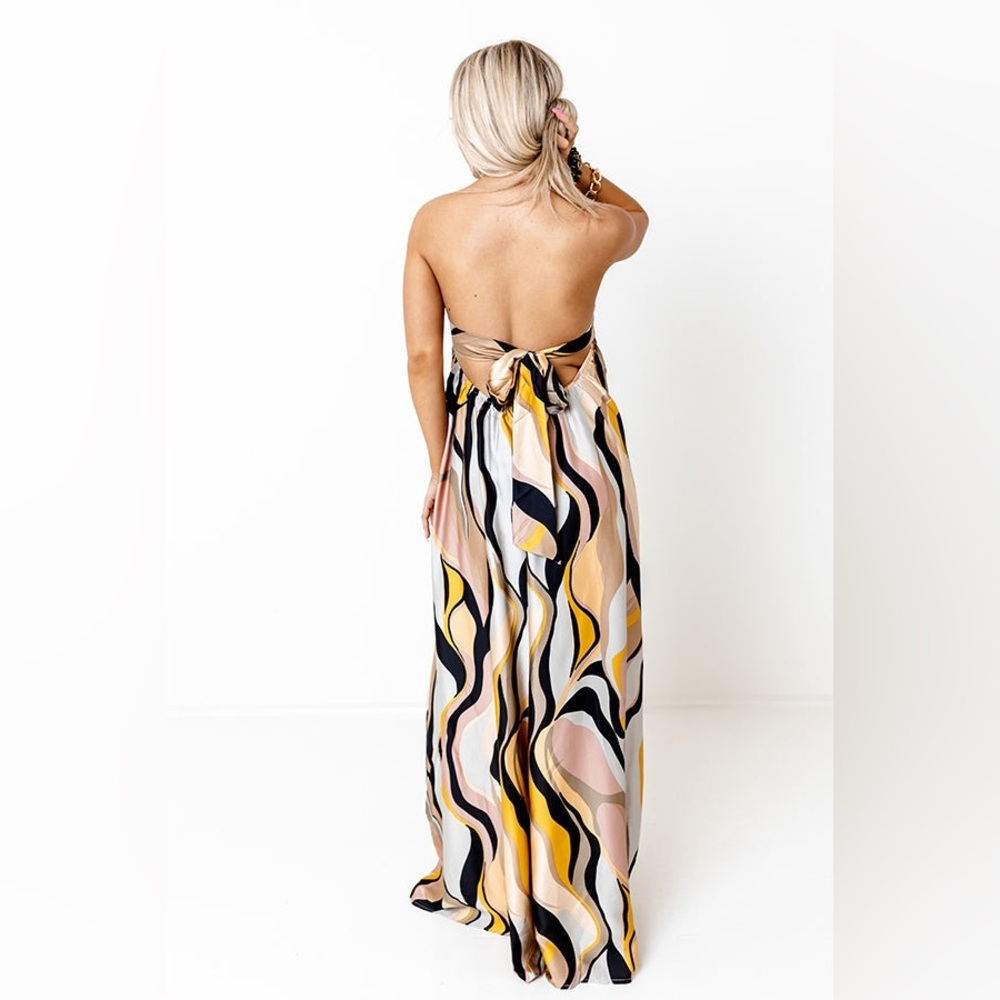 Elegant Multicolor Strapless Romper- size SMALL - Picture 8 of 11